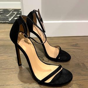 Stuart Weitzman Nudistcurve ankle strap sandal, sparkly black excellent cond.